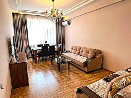 Объявление №6562897 - Баку, м. Ази Асланов, 2-комн., 85 м², 3/7 этаж