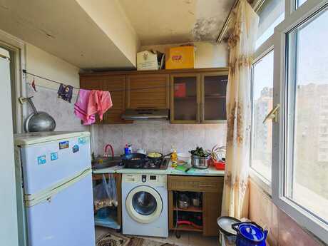 Продаётся 1-комнатная квартира в старом фонде, Gənclik, 43 м², 155 000 AZN, фото 4 / 8