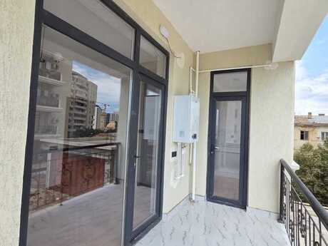 28 Mayda 2 otaqlı yeni tikili mənzil satılır, 74 m², 250 000 AZN, şəkil 5 / 11