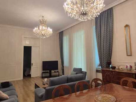 4-room old-build apartment for sale in Sahil, 135 m², 420 000 AZN, photo 3 / 12