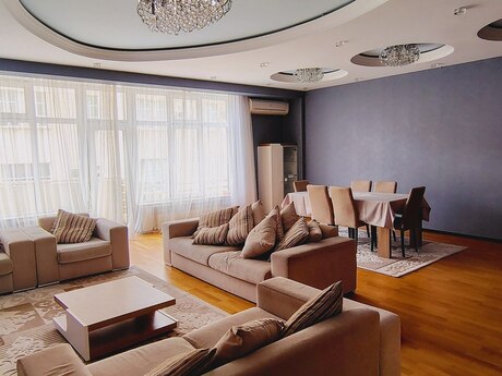 28 Mayda 4 otaqlı yeni tikili mənzil kirayə verilir, 170 m², 2 200 AZN/ay, şəkil 5 / 12