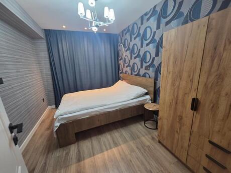28 Mayda 3 otaqlı köhnə tikili mənzil kirayə verilir, 100 m², 1 600 AZN/ay, şəkil 4 / 9