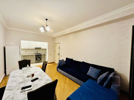 3-room new-build apartment for rent in 28 May, 90 m², 1 100 AZN/mo, photo 3 / 12