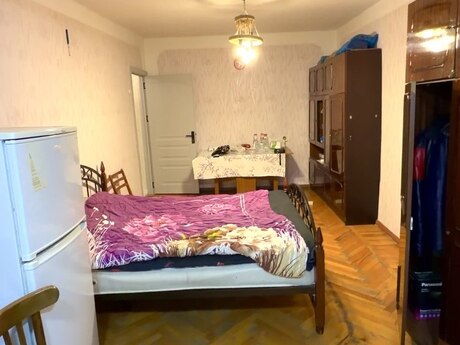 Gənclikdə 2 otaqlı köhnə tikili mənzil satılır, 40 m², 115 000 AZN, şəkil 2 / 8