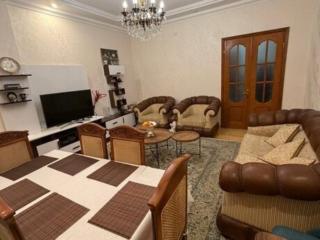 8-ci mikrorayonda 2 otaqlı yeni tikili mənzil satılır, 83 m², 210 000 AZN, şəkil 3 / 12