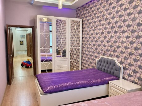 28 Mayda 3 otaqlı yeni tikili mənzil kirayə verilir, 125 m², 1 100 AZN/ay, şəkil 5 / 10