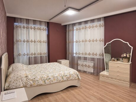 28 Mayda 3 otaqlı yeni tikili mənzil kirayə verilir, 125 m², 1 100 AZN/ay, şəkil 3 / 10