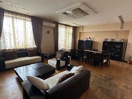 Elan №6563262 - Bakı, 28 May m., 3 otaqlı, 156 m², 17/17 mərtəbə