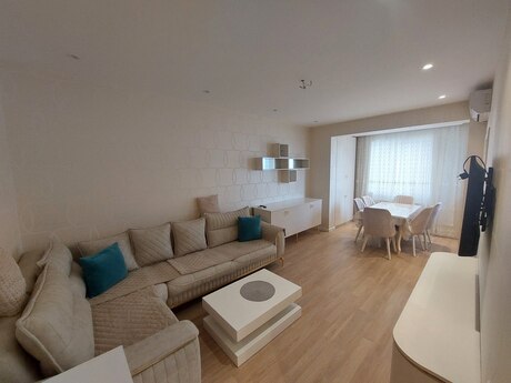 7-ci mikrorayonda 2 otaqlı köhnə tikili mənzil kirayə verilir, 55 m², 600 AZN/ay, şəkil 4 / 12