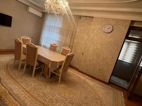 Nəriman Nərimanovda 2 otaqlı köhnə tikili mənzil kirayə verilir, 100 m², 899 AZN/ay, şəkil 2 / 12