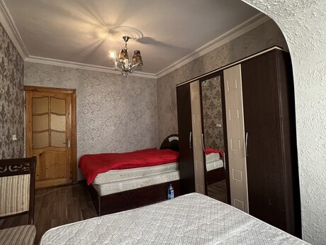 Qara Qarayevdə 2 otaqlı köhnə tikili mənzil kirayə verilir, 65 m², 600 AZN/ay, şəkil 5 / 12