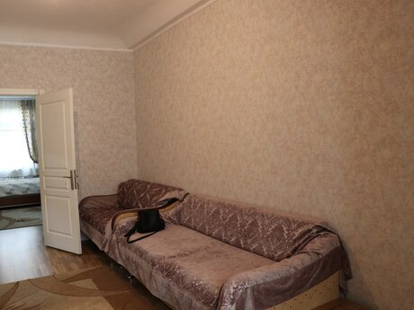 Neftçilərdə 2 otaqlı köhnə tikili mənzil kirayə verilir, 65 m², 550 AZN/ay, şəkil 3 / 12