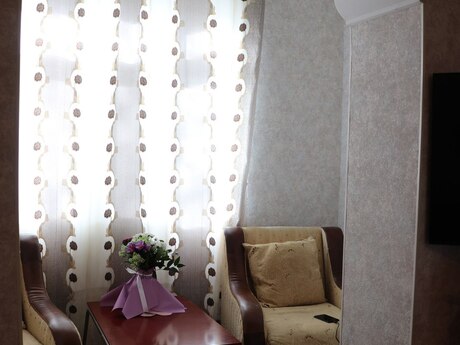 Neftçilərdə 2 otaqlı köhnə tikili mənzil kirayə verilir, 65 m², 550 AZN/ay, şəkil 2 / 12