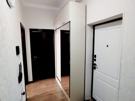Gənclikdə 2 otaqlı köhnə tikili mənzil kirayə verilir, 55 m², 650 AZN/ay, şəkil 2 / 11