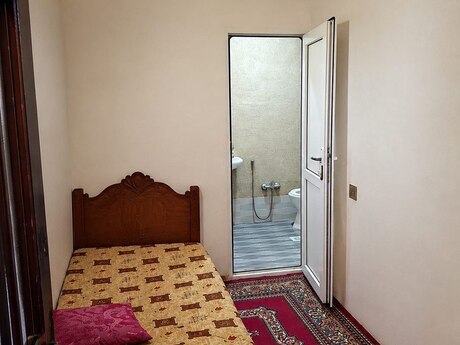 Baharda 3 otaqlı həyət evi kirayə verilir, 50 m², 300 AZN/ay, şəkil 3 / 7