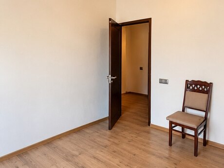 Qaraçuxurda 5 otaqlı həyət evi satılır, 200 m², 210 000 AZN, şəkil 3 / 12