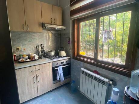 2 otaq · 50 m² · 2/5 mərtəbə, 20 Yanvar