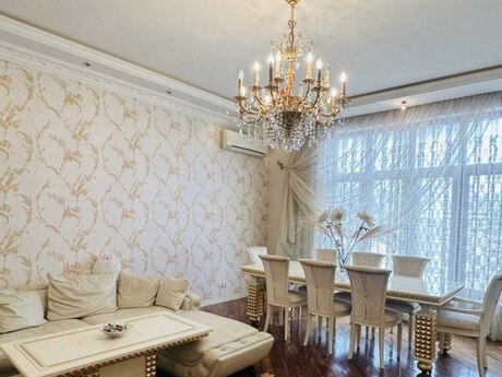 İçəri Şəhərdə 3 otaqlı yeni tikili mənzil satılır, 120 m², 549 000 AZN, şəkil 2 / 11