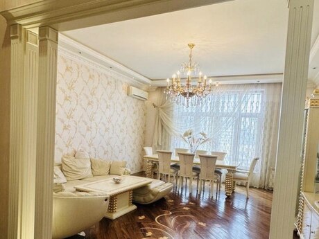 3 otaqlı mənzil, 120 m², İçəri Şəhər, 549 000 AZN