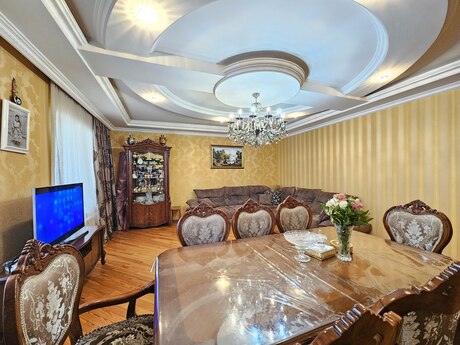 Azadlıq Prospektidə 4 otaqlı köhnə tikili mənzil satılır, 120 m², 357 000 AZN, şəkil 3 / 12
