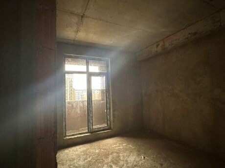 28 Mayda 3 otaqlı yeni tikili mənzil satılır, 77 m², 253 000 AZN, şəkil 3 / 6