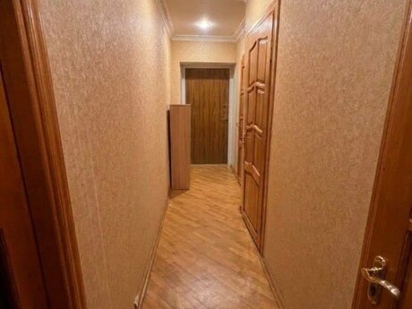 3 otaqlı mənzil, 75 m², İnşaatçılar, 255 000 AZN