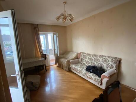 8 Noyabrda 3 otaqlı köhnə tikili mənzil kirayə verilir, 80 m², 949 AZN/ay, şəkil 3 / 12