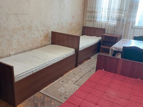 Gənclikdə 2 otaqlı köhnə tikili mənzil kirayə verilir, 60 m², 170 AZN/ay, şəkil 3 / 9