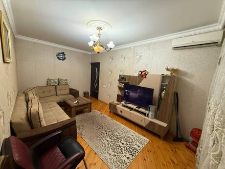 Yeni Günəşlidə 3 otaqlı köhnə tikili mənzil satılır, 80 m², 168 000 AZN, şəkil 3 / 12