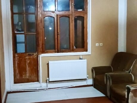 Сдаётся 2-комнатная квартира в старом фонде, Memar Əcəmi, 50 м², 500 AZN/мес, фото 2 / 6