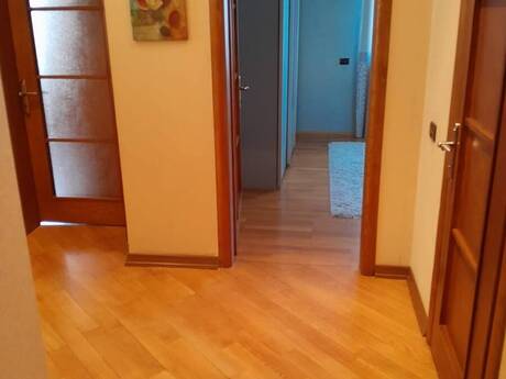 8 Noyabrda 3 otaqlı yeni tikili mənzil kirayə verilir, 171 m², 1 300 AZN/ay, şəkil 2 / 12