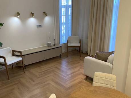 Ağ şəhərdə 3 otaqlı yeni tikili mənzil satılır, 65 m², 453 000 AZN, şəkil 2 / 12
