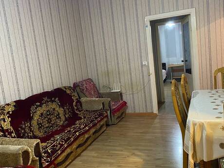 2 otaq · 60 m² · 2/5 mərtəbə, Memar Əcəmi