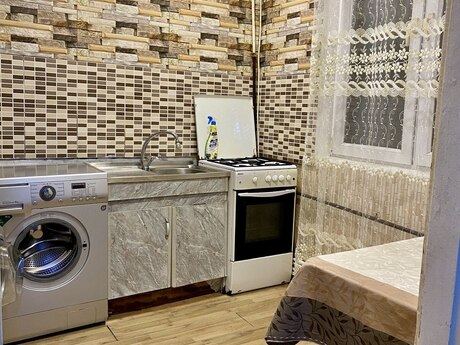 Memar Əcəmidə 2 otaqlı köhnə tikili mənzil kirayə verilir, 60 m², 550 AZN/ay, şəkil 5 / 7