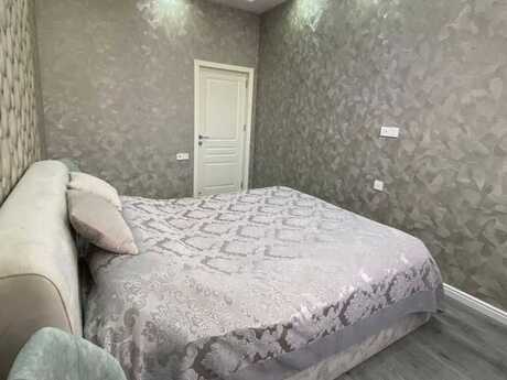 Продаётся 2-комнатная квартира в новостройке, Memar Əcəmi, 69 м², 168 000 AZN, фото 2 / 7