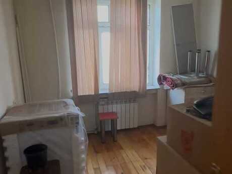Yeni Günəşlidə 3 otaqlı köhnə tikili mənzil satılır, 74 m², 135 990 AZN, şəkil 5 / 11