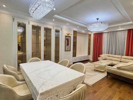 Grand Hayat kompleksində 4 otaqlı yeni tikili mənzil kirayə verilir, 185 m², 2 800 AZN/ay, şəkil 3 / 12