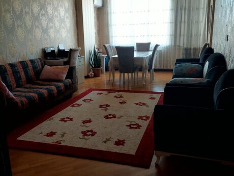 2 otaqlı mənzil, 90 m², Nizami, 280 000 AZN