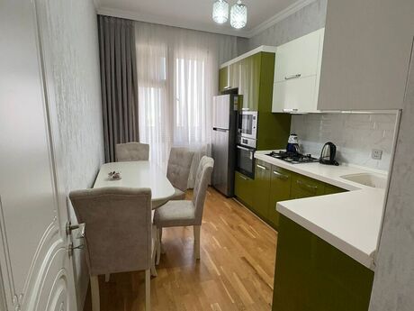 Elan №6563639 - Bakı, Qara Qarayev m., 2 otaqlı, 70 m², 12/17 mərtəbə