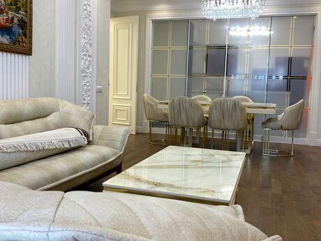 Grand Hayat kompleksində 4 otaqlı yeni tikili mənzil kirayə verilir, 185 m², 2 800 AZN/ay, şəkil 3 / 12