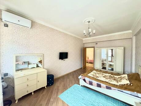 Kristal Abşeron Bayıl kompleksində 1 otaqlı yeni tikili mənzil kirayə verilir, 70 m², 600 AZN/ay, şəkil 4 / 9
