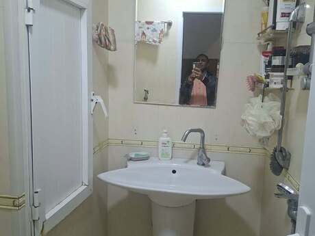 2-room old-build apartment for sale in 20 Yanvar, 50 m², 151 000 AZN, photo 2 / 12
