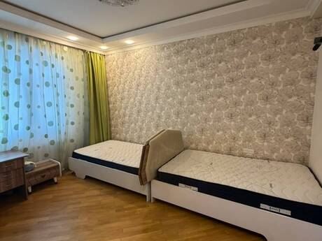 Qara Qarayevdə 3 otaqlı yeni tikili mənzil satılır, 120 m², 320 000 AZN, şəkil 5 / 11