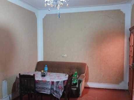 Сдаётся 2-комнатная квартира в старом фонде, Memar Əcəmi, 55 м², 499 AZN/мес, фото 2 / 11