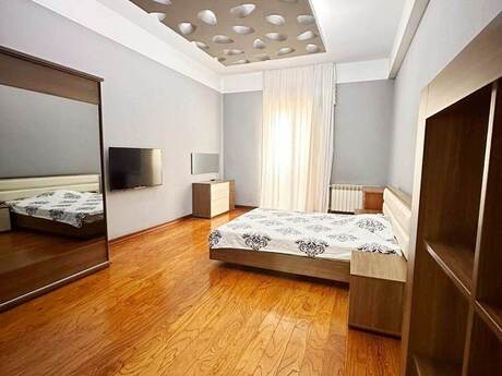 Clock Tower kompleksində 4 otaqlı yeni tikili mənzil kirayə verilir, 250 m², 3 000 AZN/ay, şəkil 5 / 12