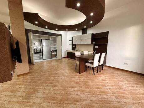 Clock Tower kompleksində 4 otaqlı yeni tikili mənzil kirayə verilir, 250 m², 3 000 AZN/ay, şəkil 3 / 12
