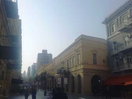 Sahildə 4 otaqlı köhnə tikili mənzil kirayə verilir, 180 m², 1 400 AZN/ay, şəkil 2 / 12