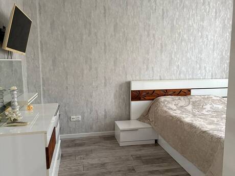 Nəriman Nərimanovda 2 otaqlı yeni tikili mənzil kirayə verilir, 85 m², 1 300 AZN/ay, şəkil 2 / 7