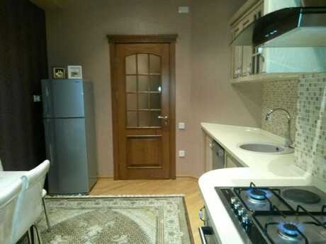 Gənclikdə 2 otaqlı yeni tikili mənzil kirayə verilir, 93 m², 1 500 AZN/ay, şəkil 4 / 8