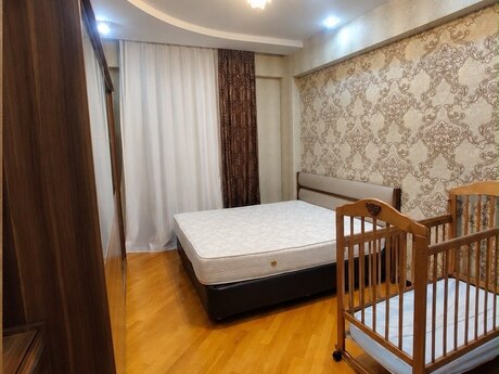3-room new-build apartment for sale in Memar Əcəmi, 95 m², 220 000 AZN, photo 3 / 11